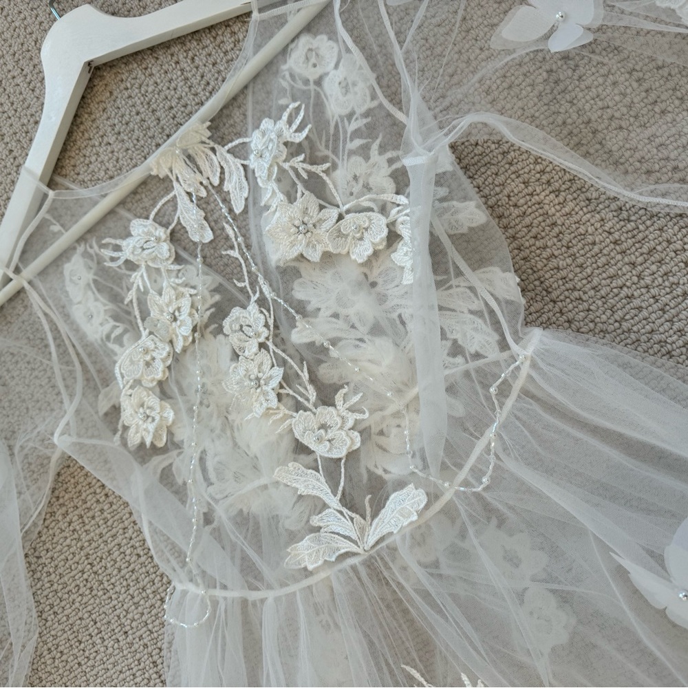 Bridal Robe - Picture 3 of 11